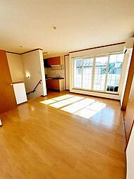 シャン・ド・フルール 2階2LDKのリビング/ダイニング