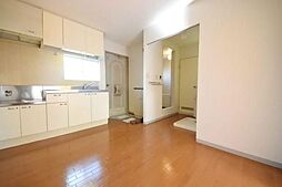 アーバンシェル 101 1階2DKのリビング/ダイニング