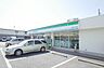周辺：ファミリーマート武蔵村山中原店 795m