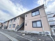 ファミールグランデB棟 2階 築26年10ヶ月の賃貸物件