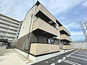 大和小泉駅より徒歩3分 1階 築2年2ヶ月の賃貸物件