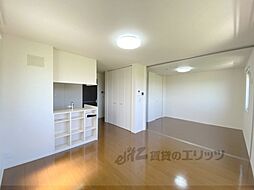 シャルマンヴィラージュD棟 201 2階2LDKのリビング/ダイニング