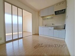 近鉄南大阪線 当麻寺駅 徒歩7分の賃貸アパート 1階2LDKのリビング/ダイニング