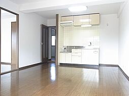 サンプレイス早宮 104 1階2LDKのリビング/ダイニング