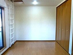 グレース・ヒル 202 2階1Kのリビング/ダイニング