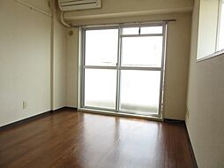 プレステージ東武練馬 701 7階ワンルームのリビング/ダイニング