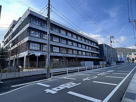 栗林小学校 1460m 徒歩11分