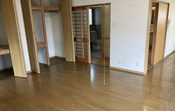 収納付きリビング