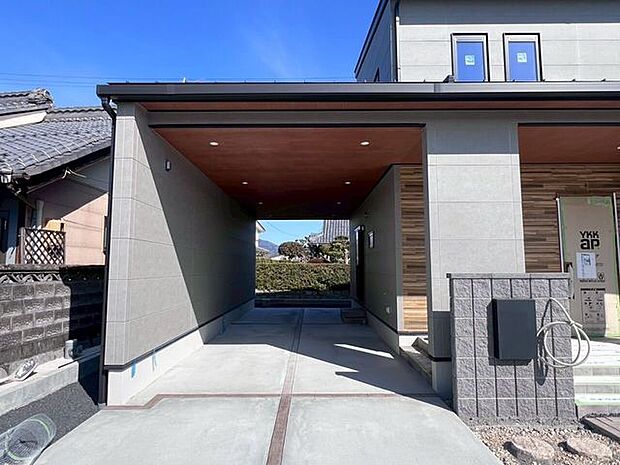 自動車倉庫付き!