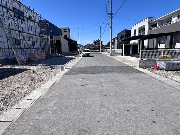 前面道路含む現地写真