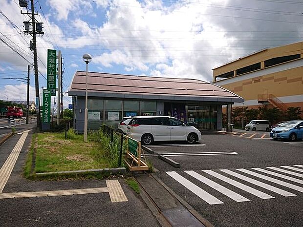 大垣共立銀行 鶴見出張所・ローンプラザ大垣大垣共立銀行 鶴見出張所・ローンプラザ大垣 8330m