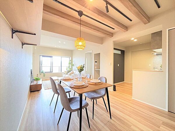 全面フルリフォームしており、開放感のあるお部屋です！