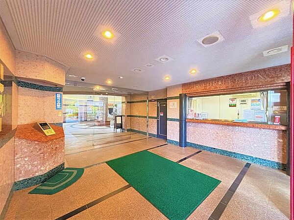 オートロック付きで防犯面にも配慮されており、女性やお子様も安心して生活いただけます♪