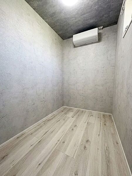 本画像は現状の写真を元に、一部CGで家具等を消した画像です。