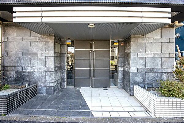 エントランスを拡大表示