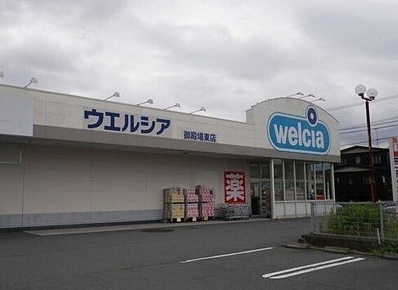 ブラウンコート_周辺_2