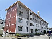 大場駅より徒歩14分 築44年8ヶ月 4階建の賃貸物件