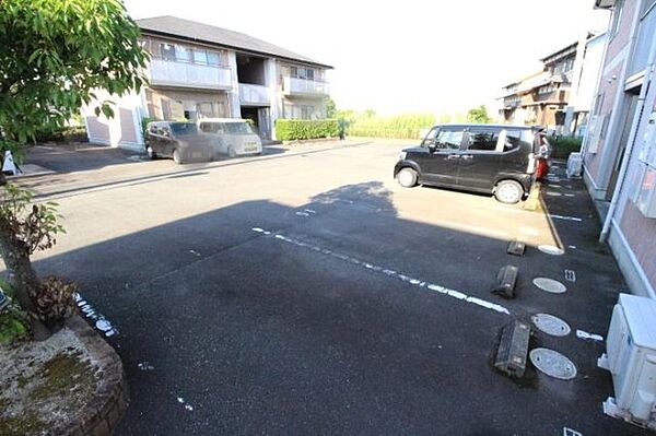 画像14:駐車場があります