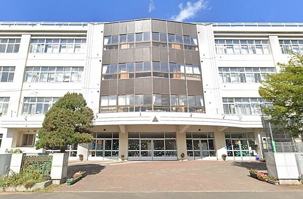 画像14:札幌市立中の島中学校 1259m