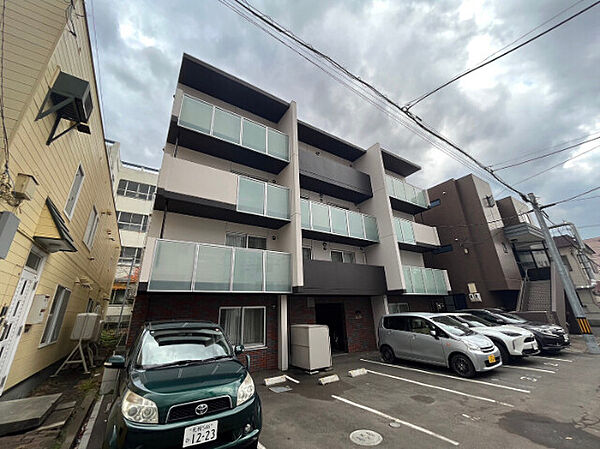 TerraceShizuku ｜北海道札幌市中央区南四条西16丁目(賃貸マンション1LDK・1階・35.69㎡)の写真 その1
