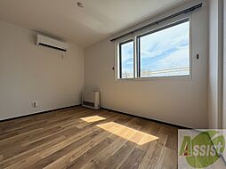 eie月寒西 3階2LDKのリビング/ダイニング