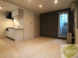 リュクス円山公園 1階1LDKのリビング/ダイニング