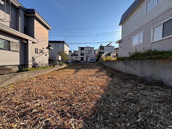 ？区画敷地内北東側より撮影