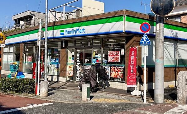 画像20:ファミリーマート大田中央四丁目店 徒歩6分。 410m