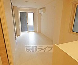 京都市営烏丸線 五条駅 徒歩6分の賃貸マンション 1階ワンルームのリビング/ダイニング