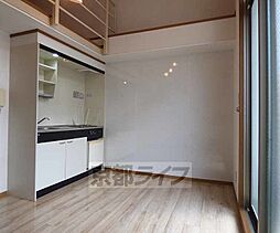 京都市営烏丸線 今出川駅 徒歩6分の賃貸マンション 2階1DKのリビング/ダイニング