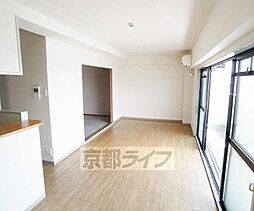 JR山陰本線 丹波口駅 徒歩2分の賃貸マンション 10階2LDKのリビング/ダイニング