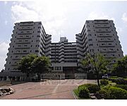 伏見駅より徒歩25分 4階 築33年7ヶ月の賃貸物件