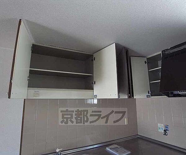 画像25:便利なキッチン収納です。