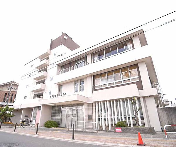 画像20:京都市北区役所まで160m 北大路、鞍馬口間に立地する北区役所。