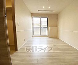 阪急京都本線 西院駅 徒歩9分の賃貸アパート 3階3LDKのリビング/ダイニング