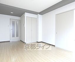 京都市営烏丸線 北大路駅 徒歩29分の賃貸マンション 3階1LDKのリビング/ダイニング