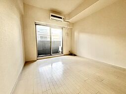 Rainbow　Court南堀江 201 2階1Kのリビング/ダイニング