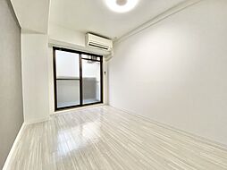 ラピス長柄橋 203 2階1Kのリビング/ダイニング