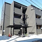 星田駅より徒歩4分 1階 築3年の賃貸物件