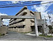 住道駅より徒歩14分 3階 築32年3ヶ月の賃貸物件