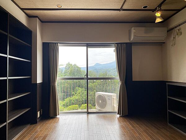 洋室9.5帖-(1)