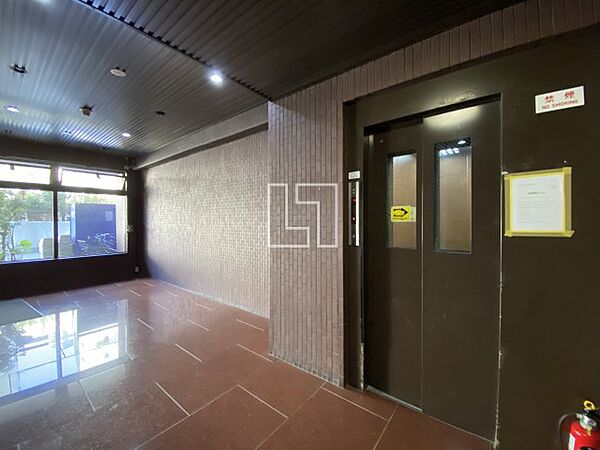 画像23:ロイヤルハイツ江戸堀西公園　エレベーター