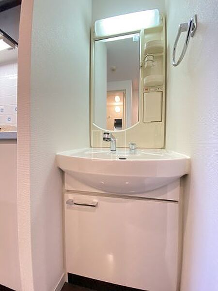 画像8:スワンズシティ大阪WEST　独立洗面化粧台