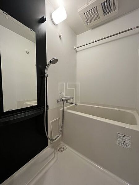 画像7:エスリード難波レジデンス　浴室