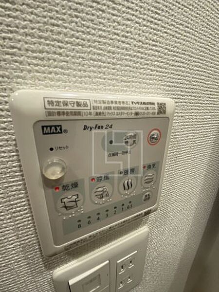 画像19:セレニテ桜川駅前プリエ　浴室暖房乾燥機
