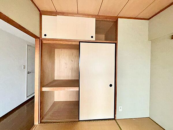 和室収納