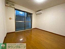 アーク・スクエア 101 1階1Kのリビング/ダイニング