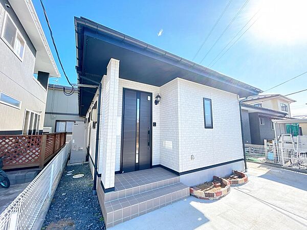 detached 宮城県登米市迫町佐沼字駒木袋77-7
地図を見る