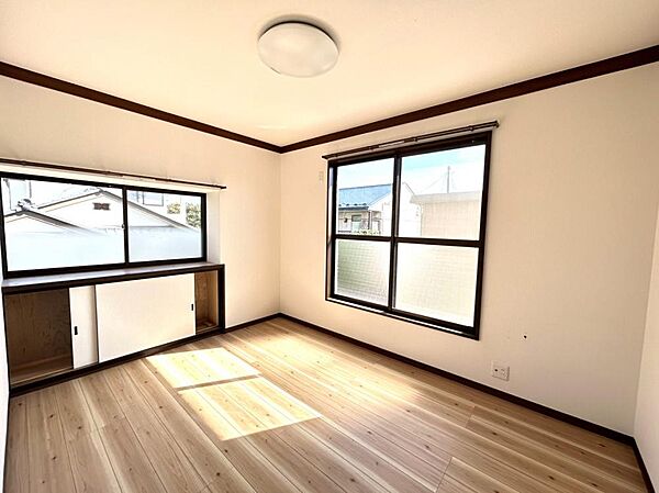 detached 宮城県東松島市矢本字下浦330-5
地図を見る