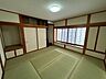 和室：1階8畳和室（1）畳表替えと襖張替をおこないました